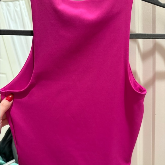 Express Body Contour - Picture 3 of 3